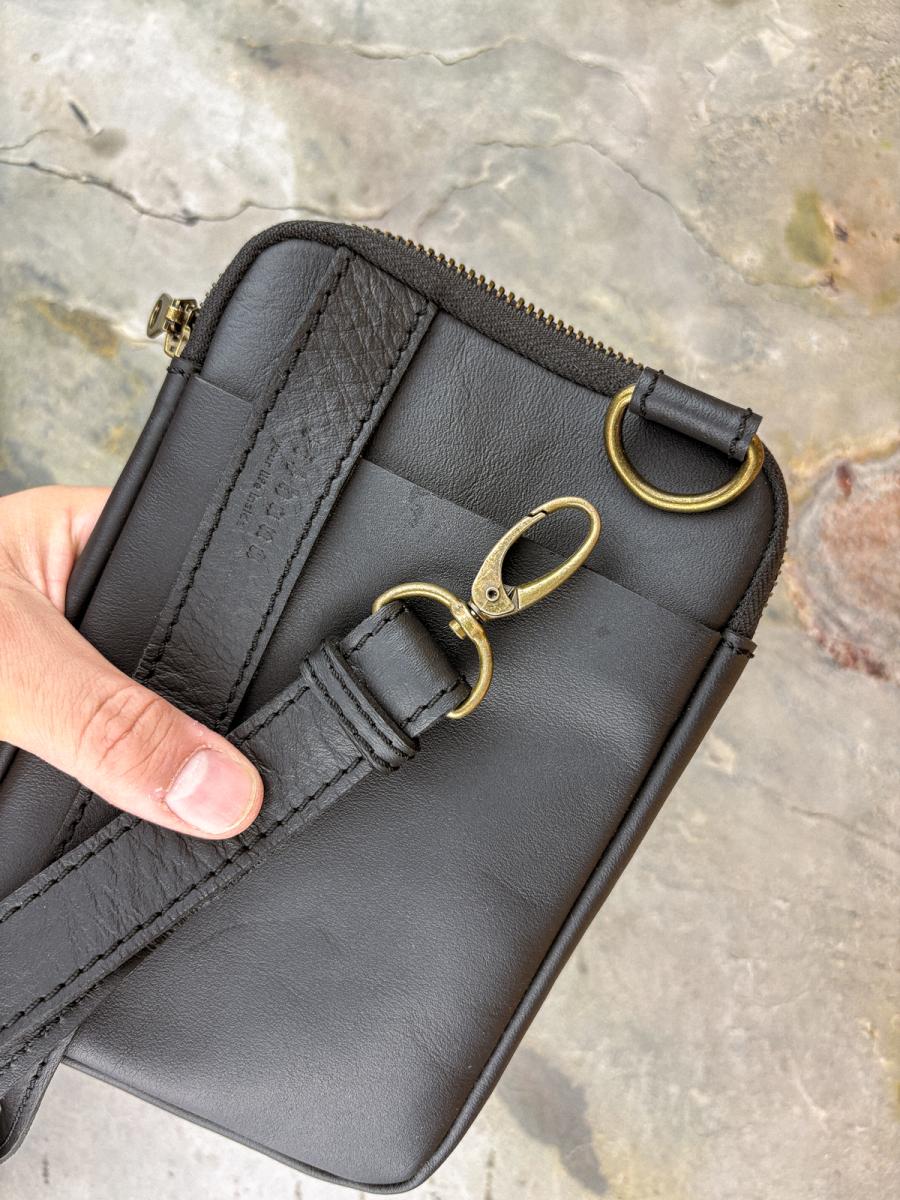 Léta II. - pánska kožená crossbody taška - čierna maté