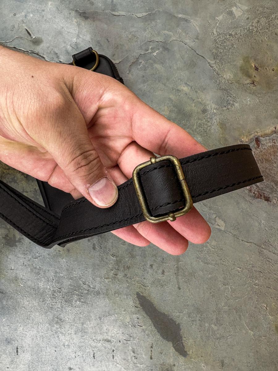 Léta II. - pánska kožená crossbody taška - čierna maté